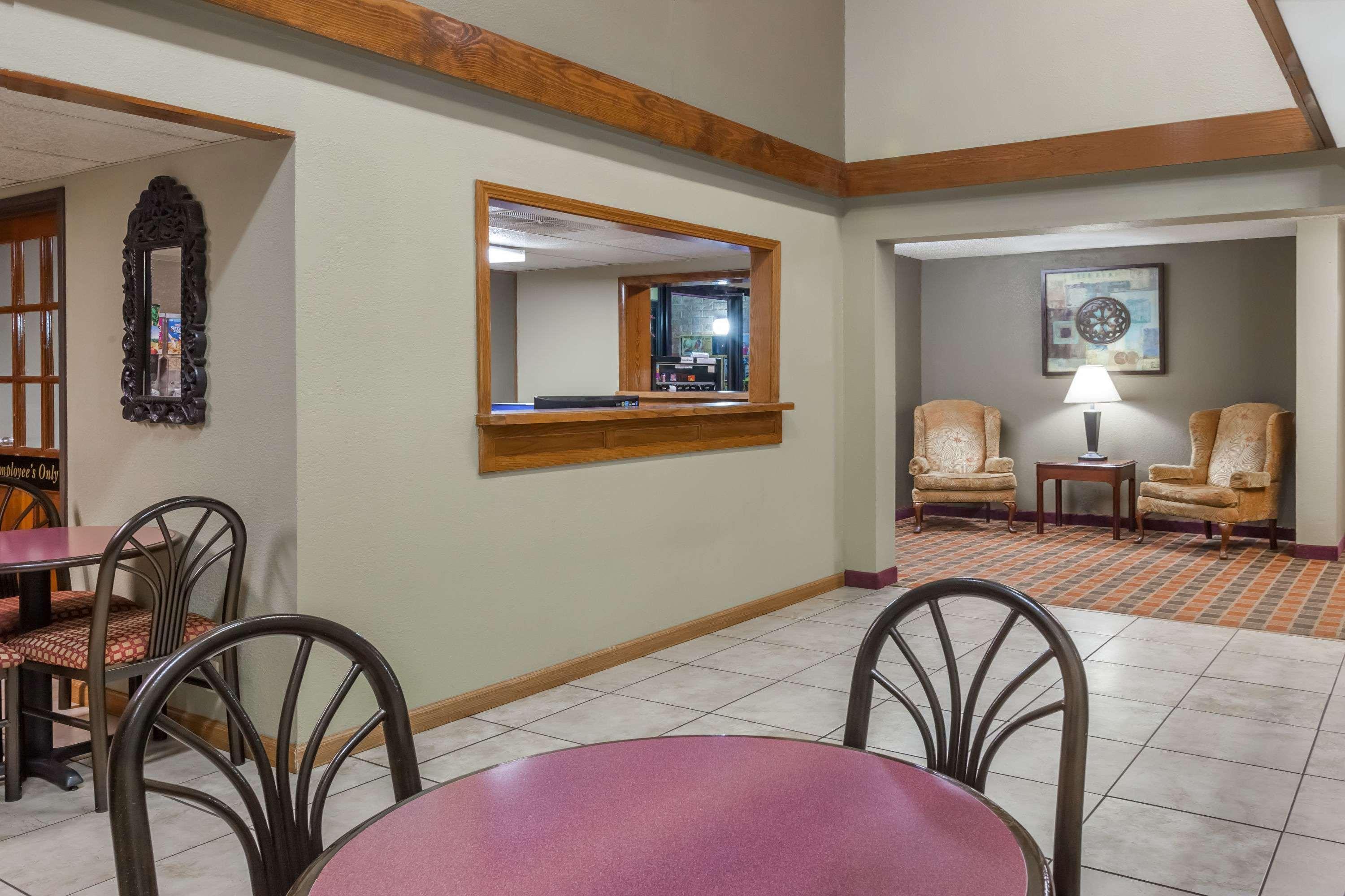 Super 8 By Wyndham Harrison Ar Motel Luaran gambar